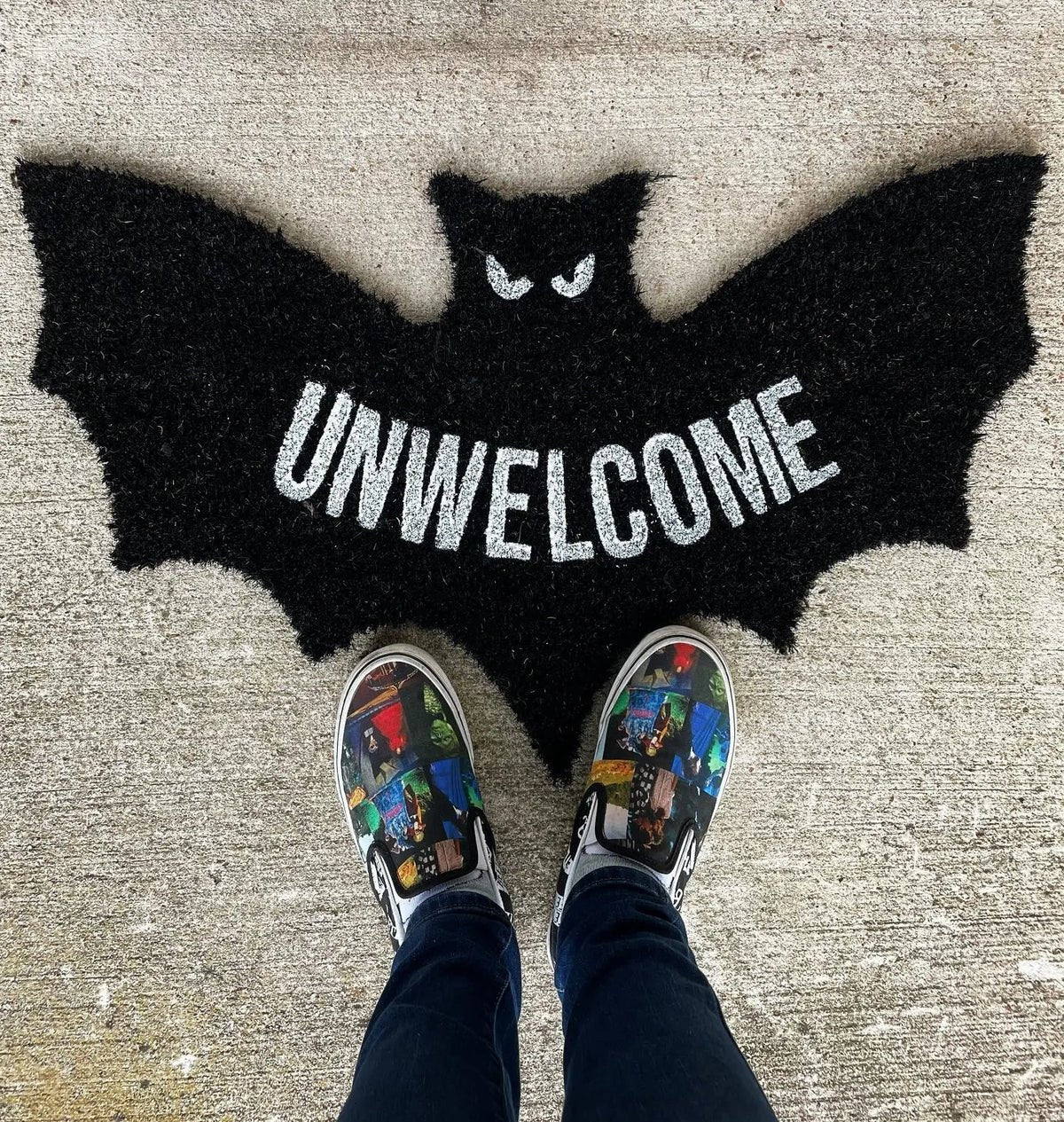 🦇👻Unwelcome Shaped Bat Coir Doormat