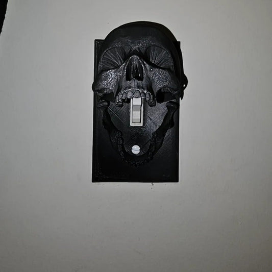 🎃Turn On the Fright! Skull Light Switch Covers for Halloween Vibes💀